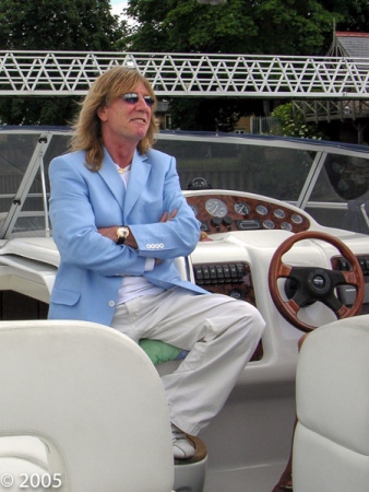 RICK PARFITT DOES RON MANAGER 2005
